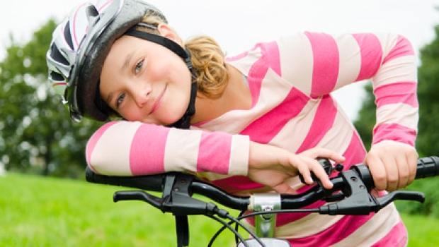 Was Sie beim Kauf eines Fahrradhelms für Ihr Kind beachten sollten